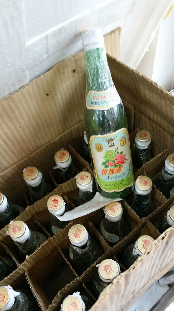 87年整箱玫瑰酒
